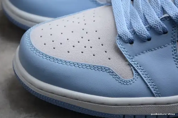 80% Off Sale University DC0774-050 Jordan (W) Low Blue 1 0323